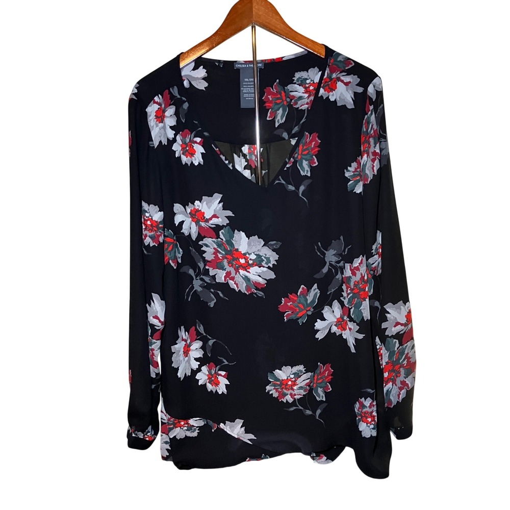 Chelsea & Theodore Blouse Women XXL/2X Black Floral V-Neck Layered Hem